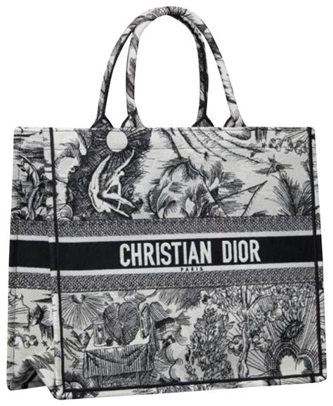 canvas dior tote bag|christian dior tote bag 2021.